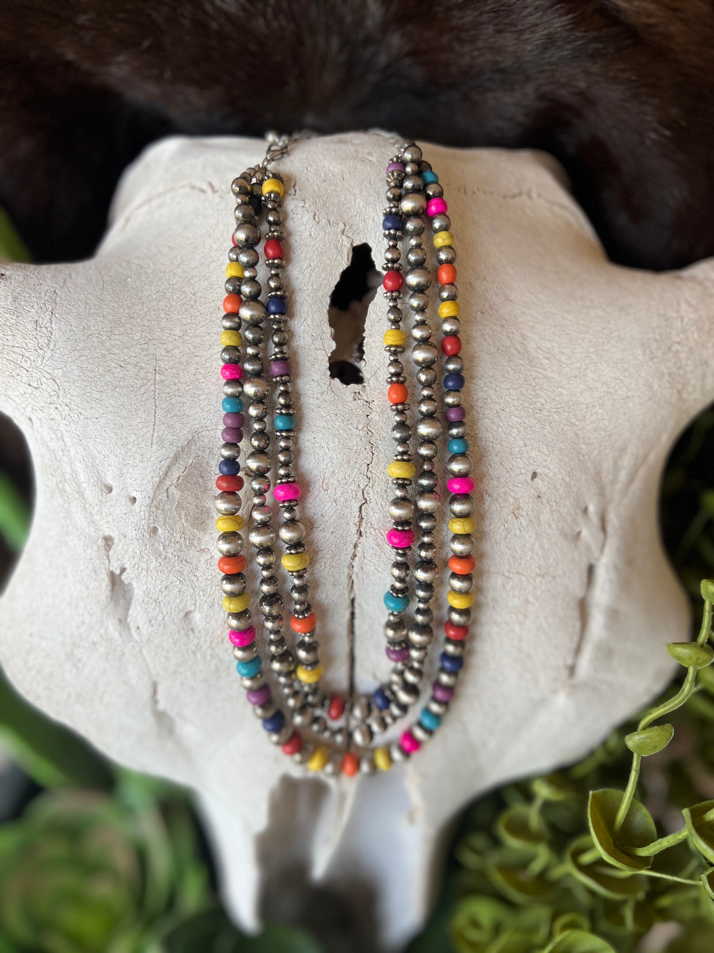 Layered pearl necklace